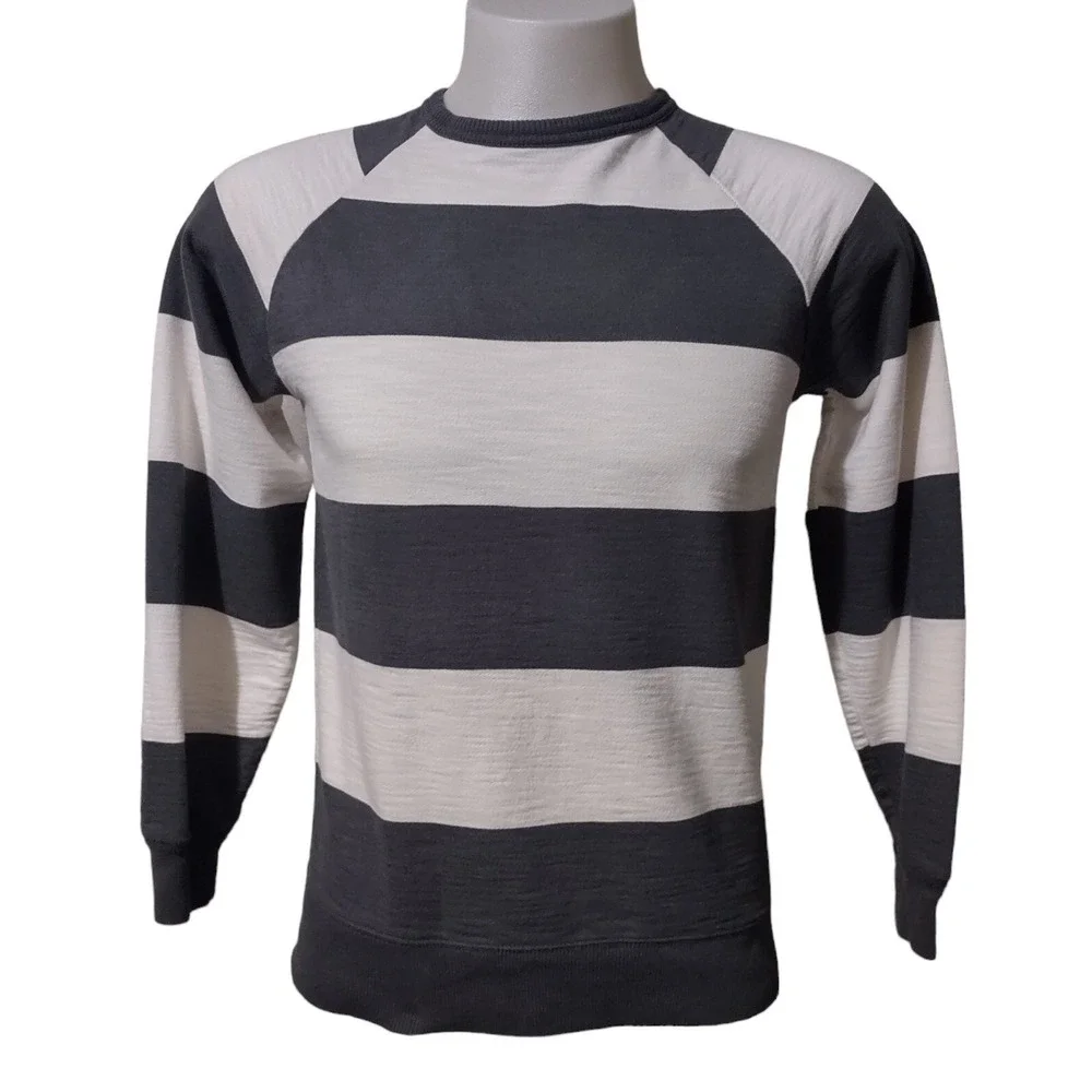 Sweatshirt Old Navy Grey White Striped XL Boys 14-16 Norm Core Streetwear Retro‎